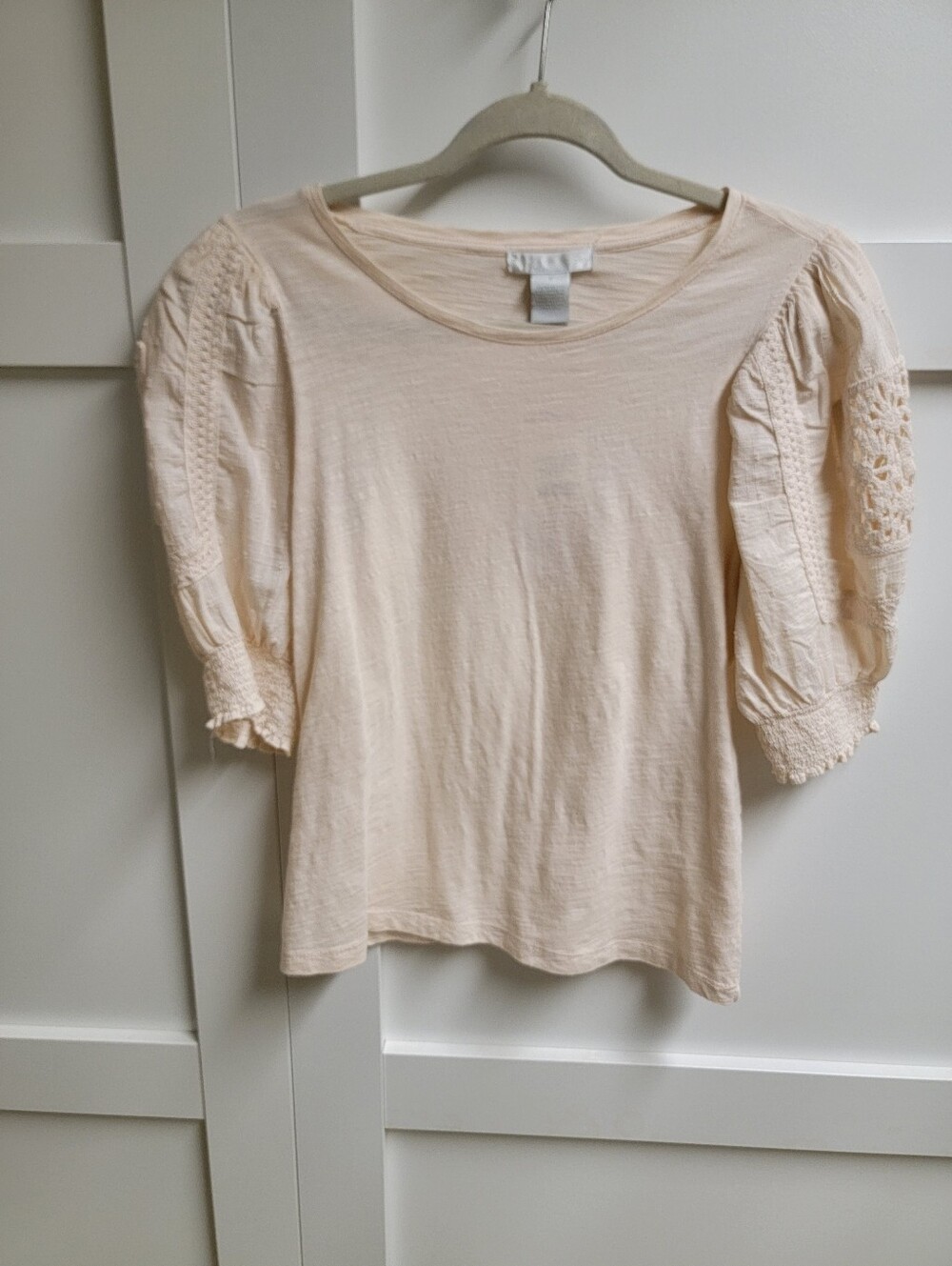 Women's Puff Sleeve Crochet Top